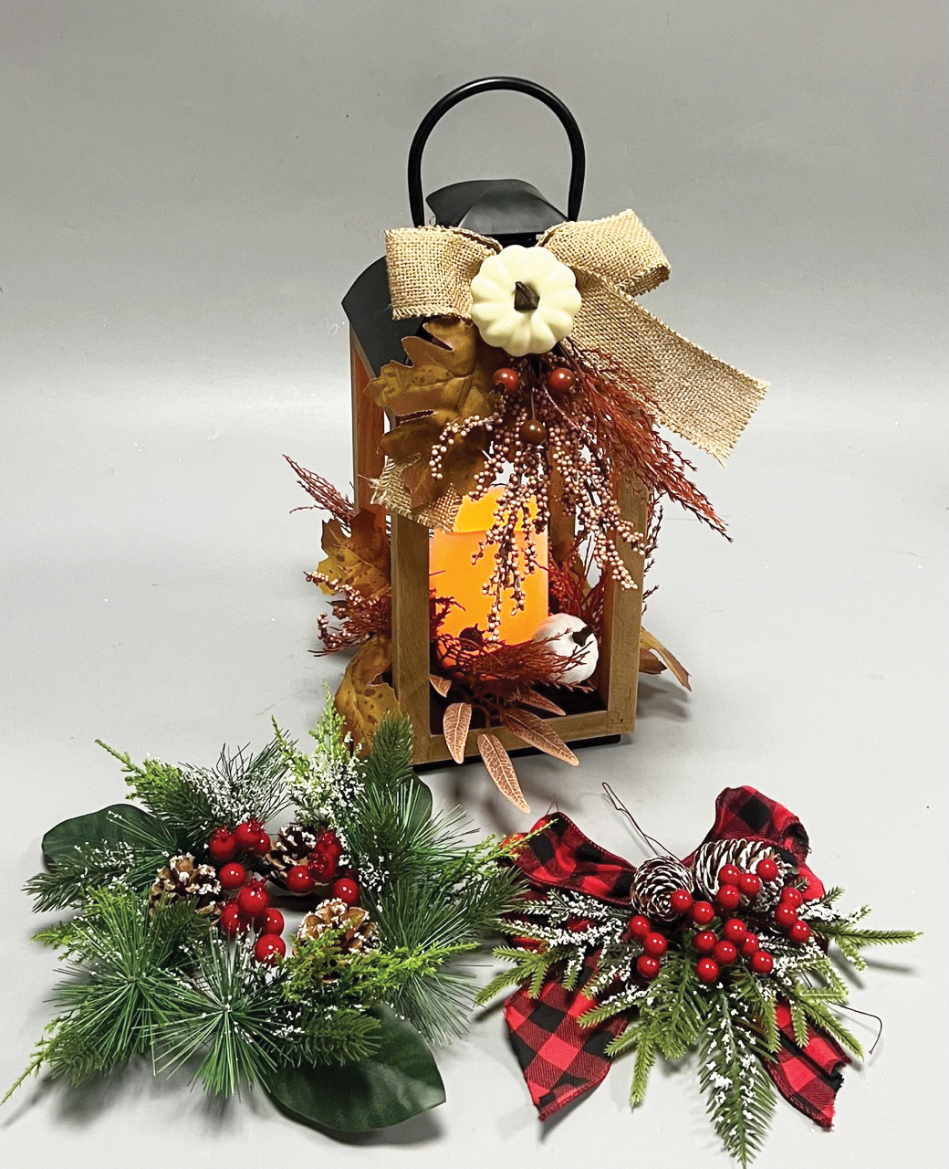 3025 36H Wood Lantern 6/Ctn