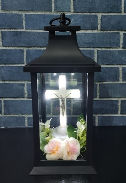 6212 Black Lantern White Cross LED 6/Ctn