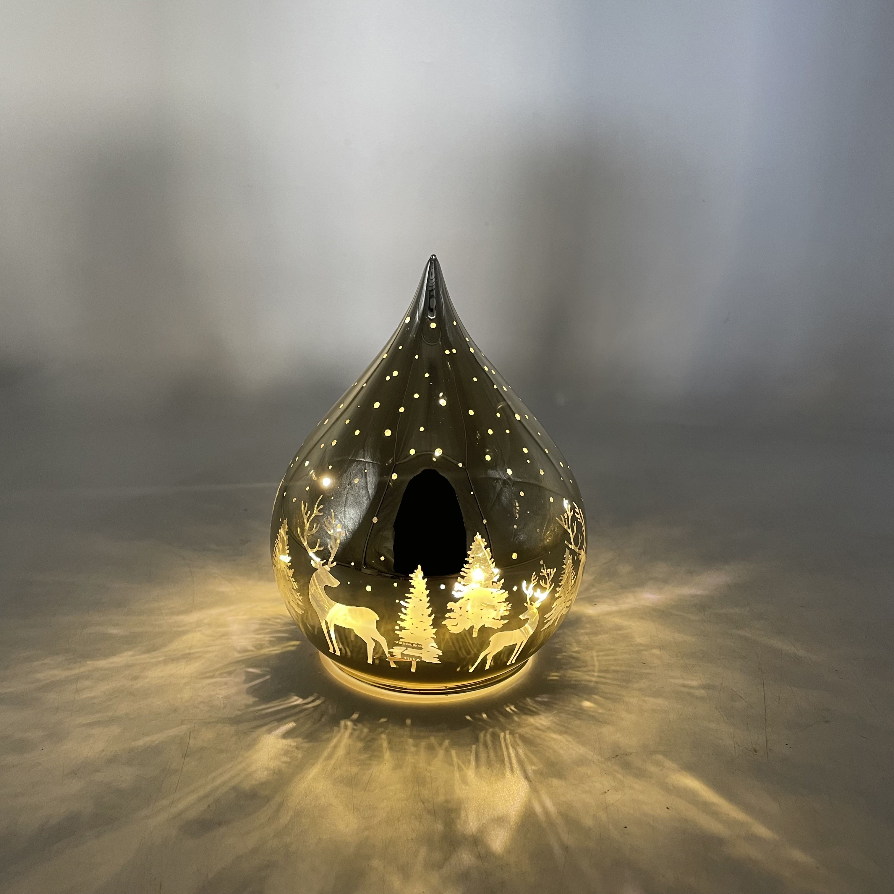CH847 Tear Drop Shiny Gold 24/Ctn